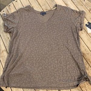 Leopard print tee